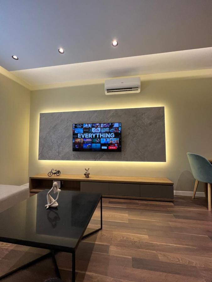 Erg Apartments Тирана Екстериор снимка